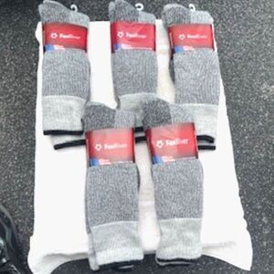 Socks . Wool Heavyweight Mid-Calf Boot . Large . (5 Packages) #6600L Fox River